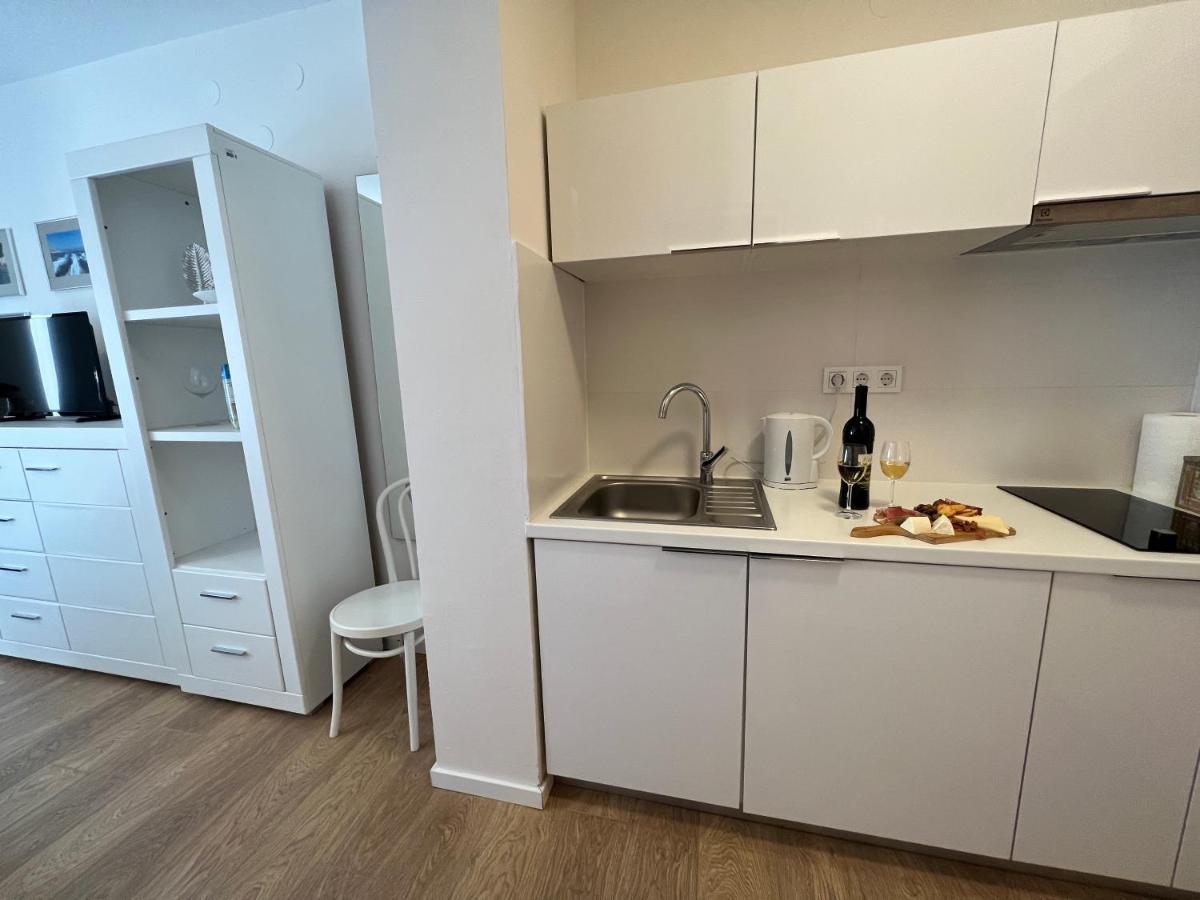Studio Apartment Marina Mel Novi Vinodolski Esterno foto