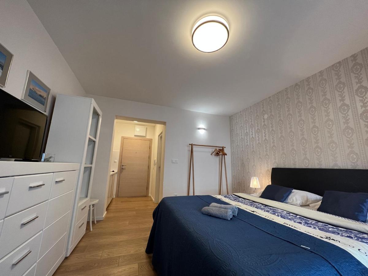 Studio Apartment Marina Mel Novi Vinodolski Esterno foto