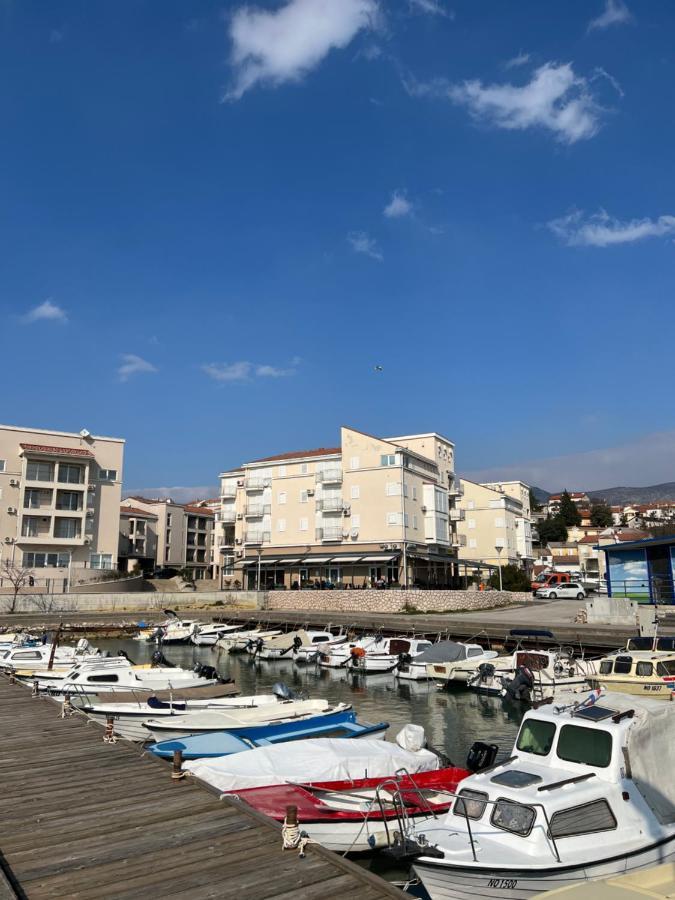 Studio Apartment Marina Mel Novi Vinodolski Esterno foto
