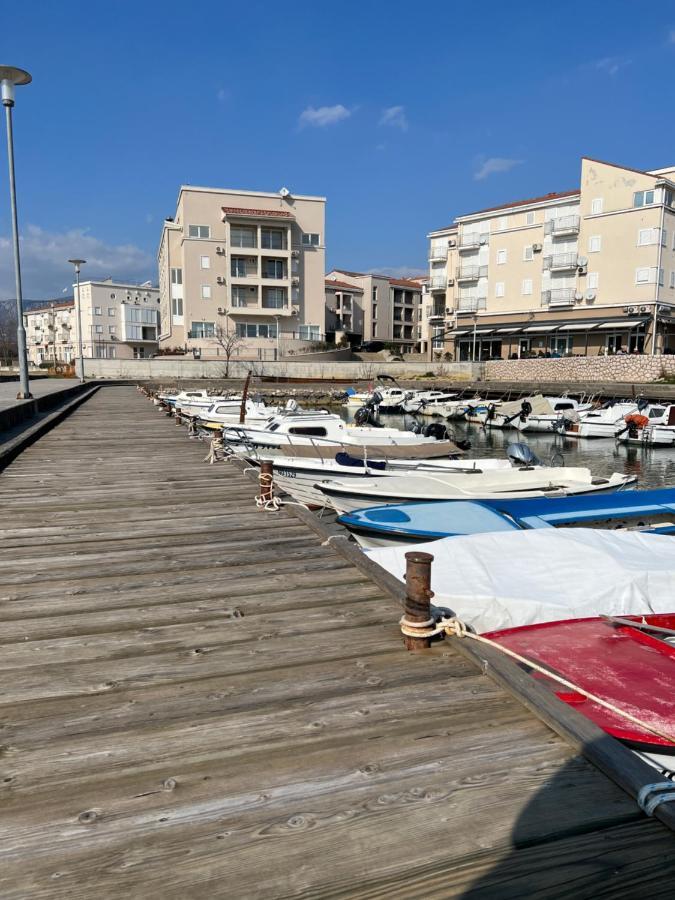 Studio Apartment Marina Mel Novi Vinodolski Esterno foto